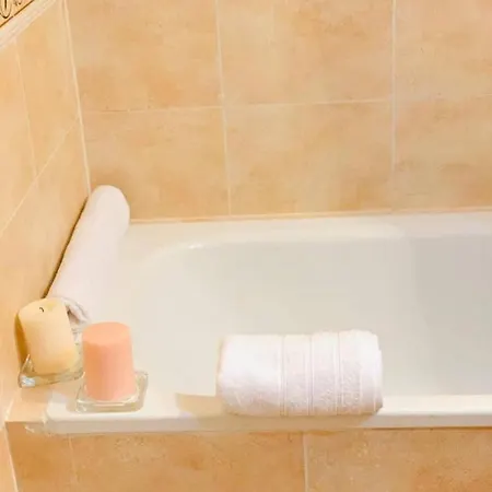 Spectacular Beachfront Apartment 아파트