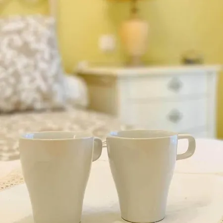 Spectacular Beachfront Apartment Apartment *