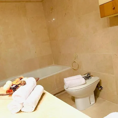 Spectacular Beachfront Hébergement de vacances Estepona