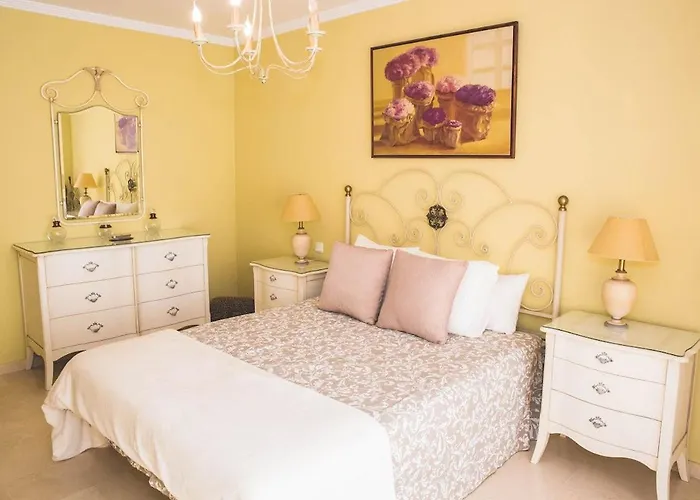 Daire Spectacular Beachfront *