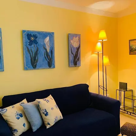 Spectacular Beachfront Apartment * Эстепона