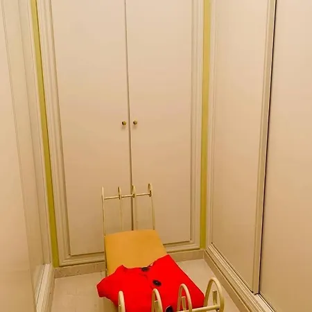 Spectacular Beachfront Apartment *