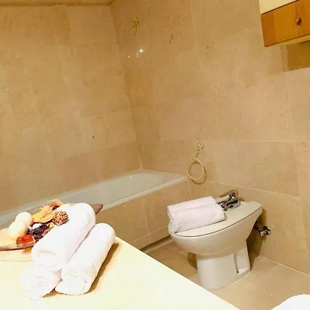 Апартаменты Spectacular Beachfront Apartment