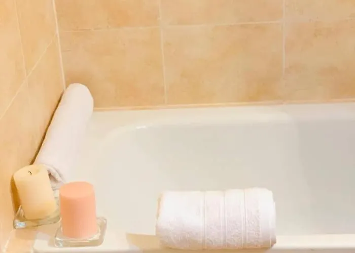 Spectacular Beachfront Feriehus