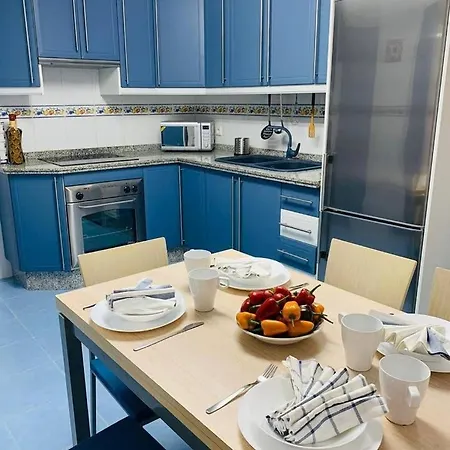 Spectacular Beachfront Apartment * אסטפונה